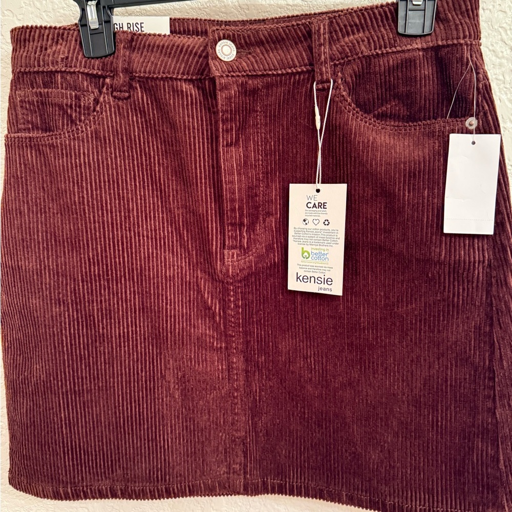 Y2K, Modern Vintage and Retro Kensie Women's Mini Corduroy Skirt - Deep Red - Picture 15 of 16
